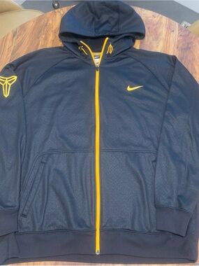 Nike Kobe Bryant "Black Mamba" Therma-FIT Full-Zip Hoodie